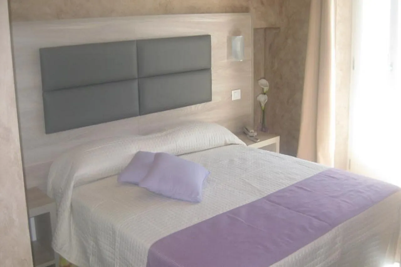 ***  Hotel Miralago Pieve  Italia